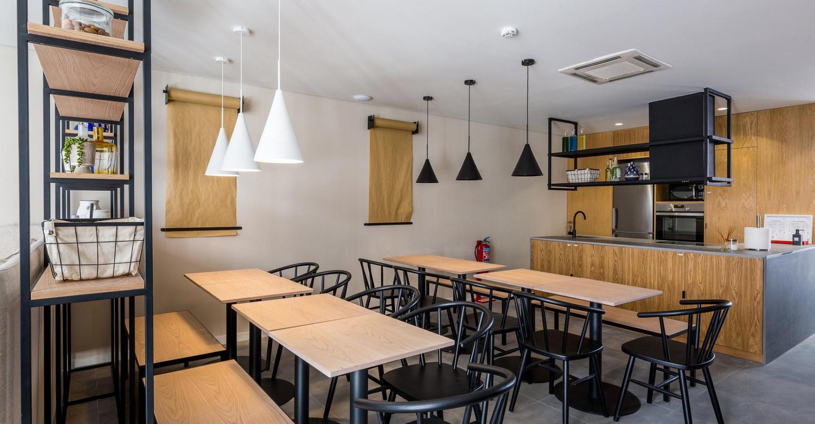 Gallery Hostel — eat & drink