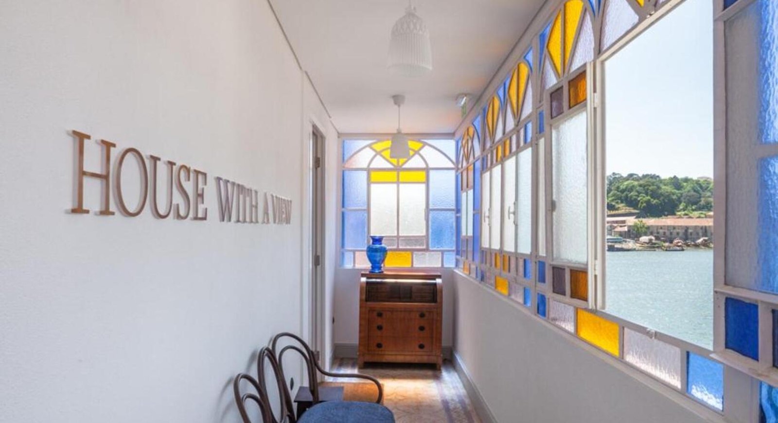 1872 River House — vibe