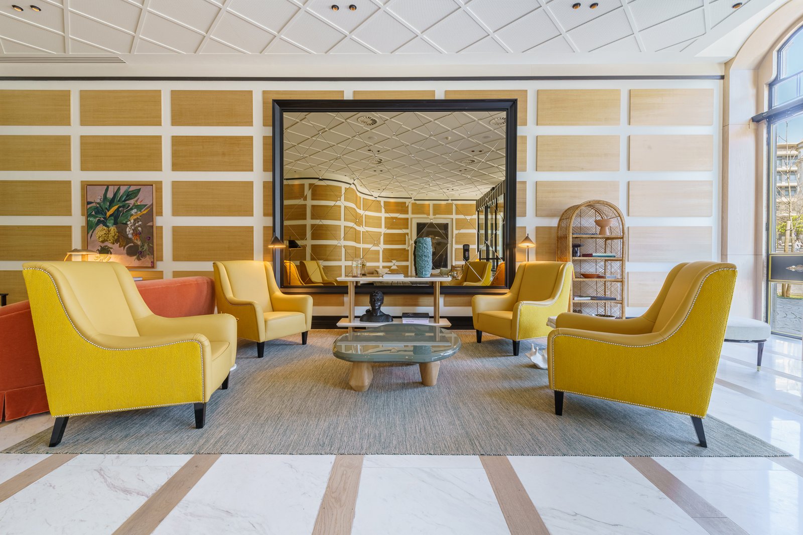 The Editory Boulevard Aliados Hotel — vibe