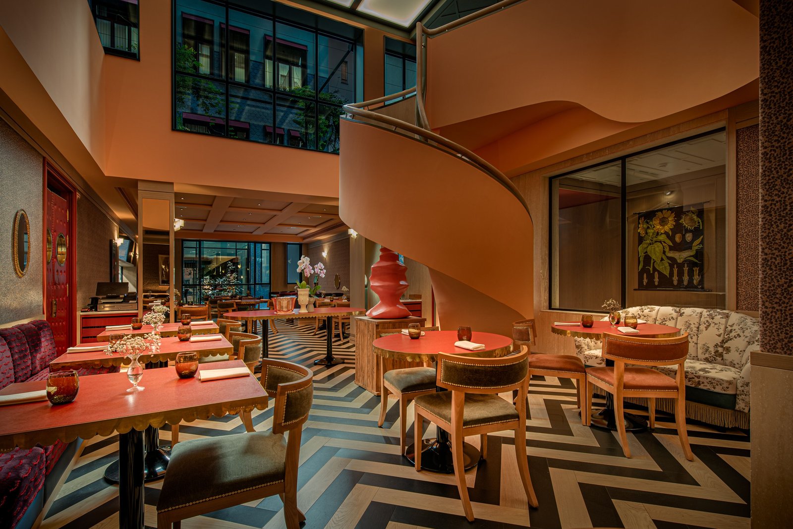The Editory Boulevard Aliados Hotel
