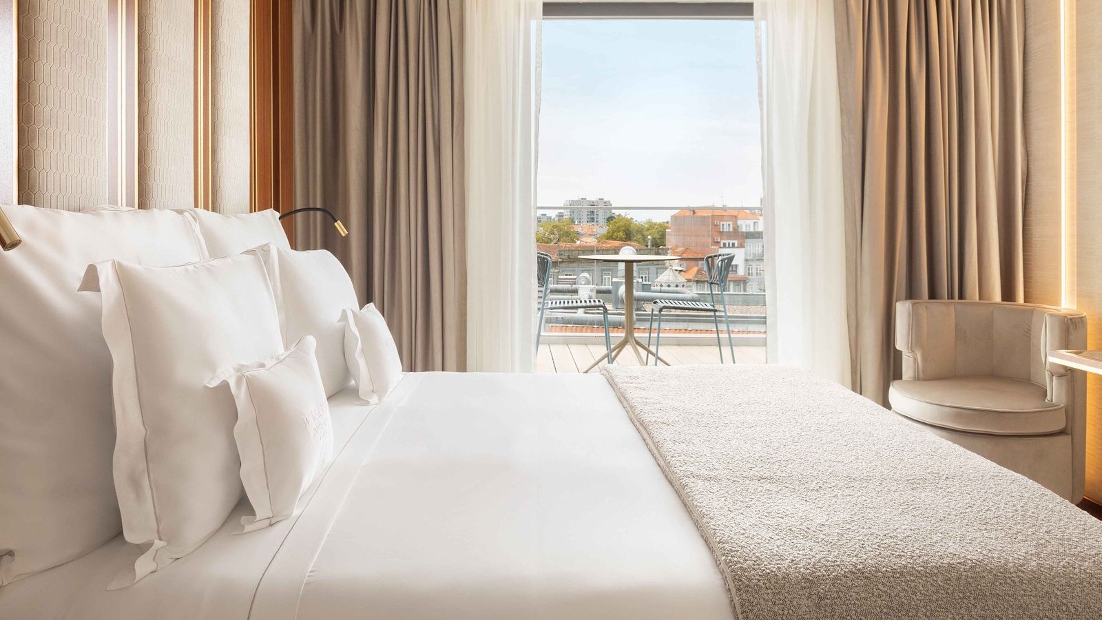 Wine & Books Hotels | Porto — rooms