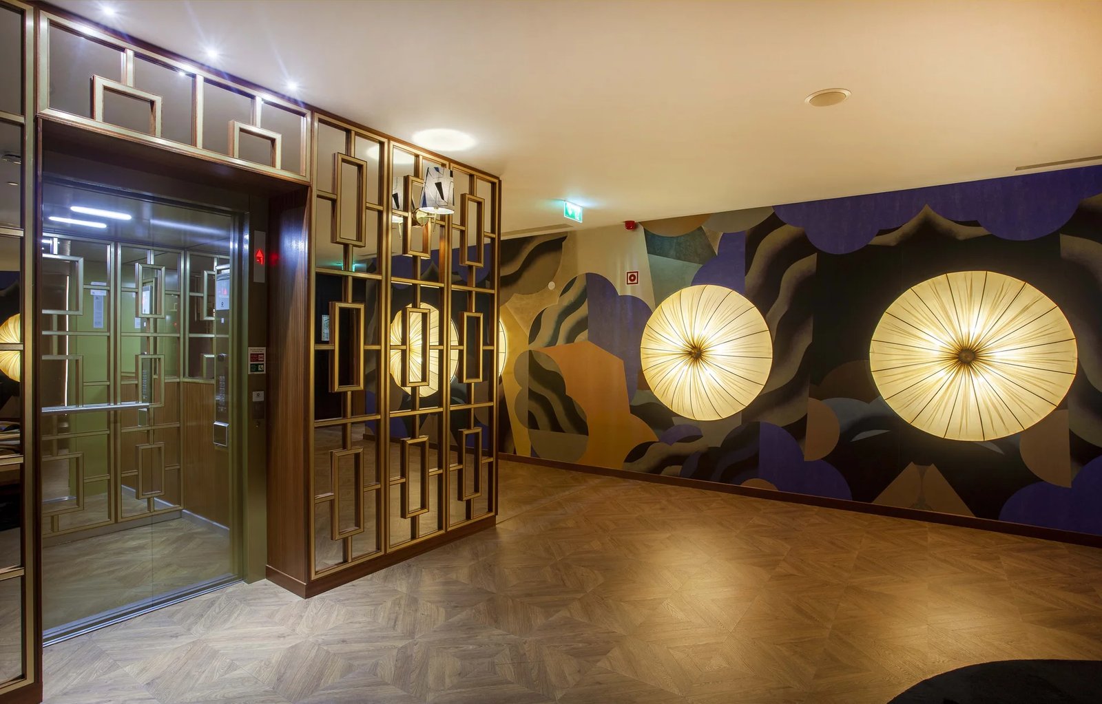 Wine & Books Hotels | Porto — vibe