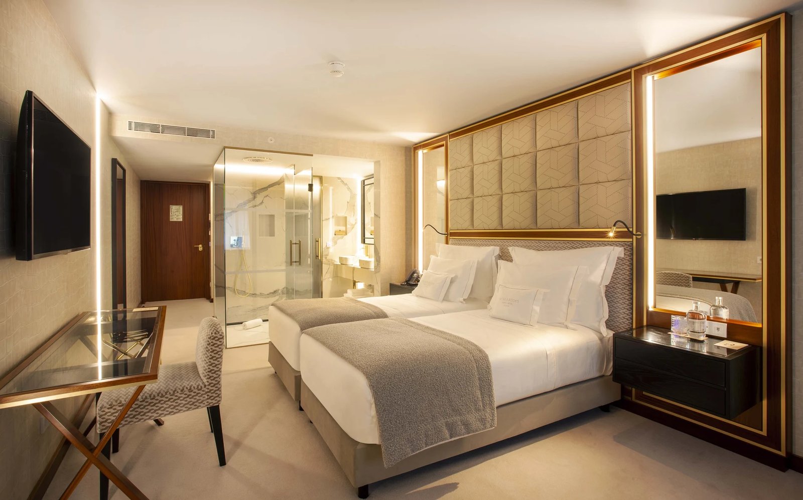 Wine & Books Hotels | Porto — rooms