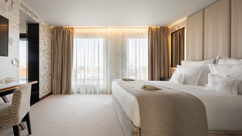 Wine & Books Hotels | Porto — rooms