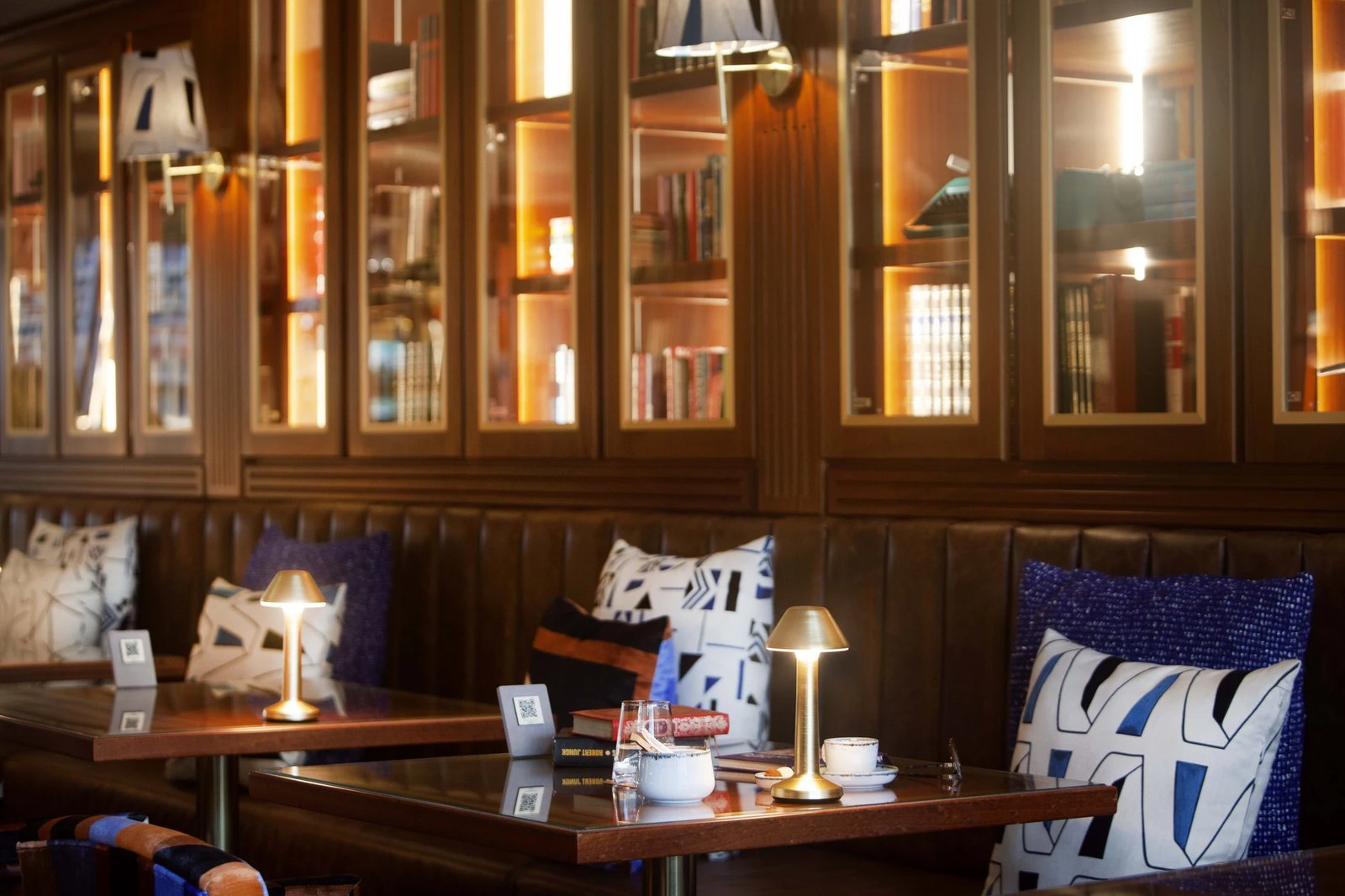Wine & Books Hotels, at the table