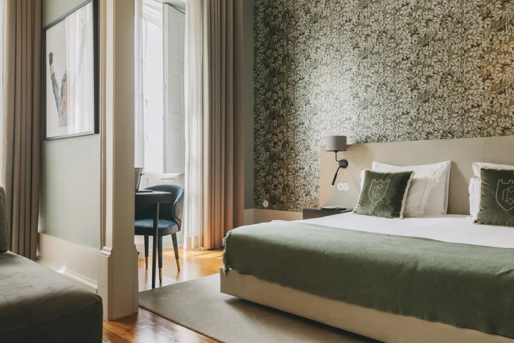 Torel Royal Court — rooms