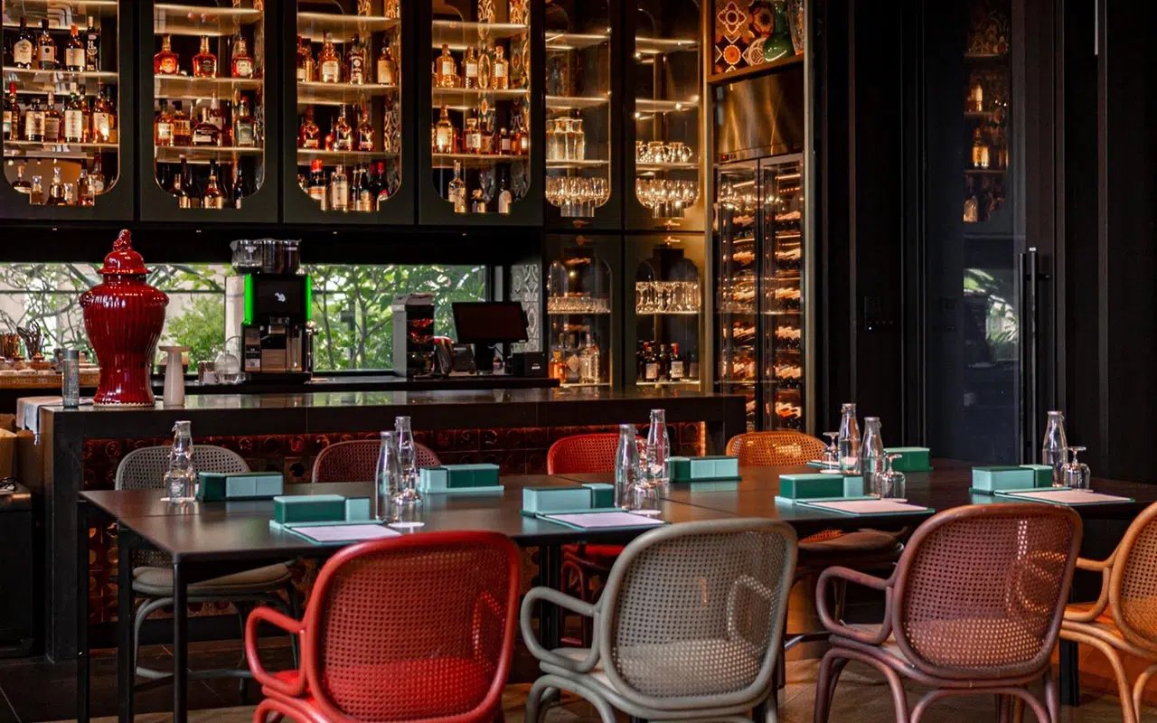 Artyzen Singapore — eat & drink