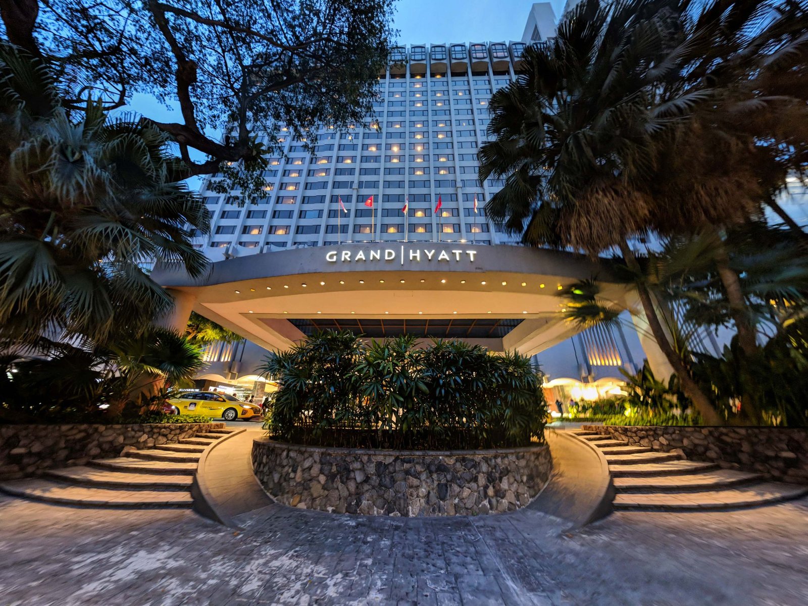 Grand Hyatt Singapore — backstory