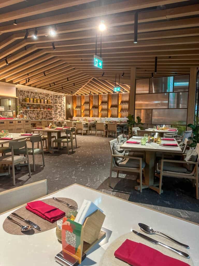 Mandai Rainforest Resort by Banyan Tree — eat & drink