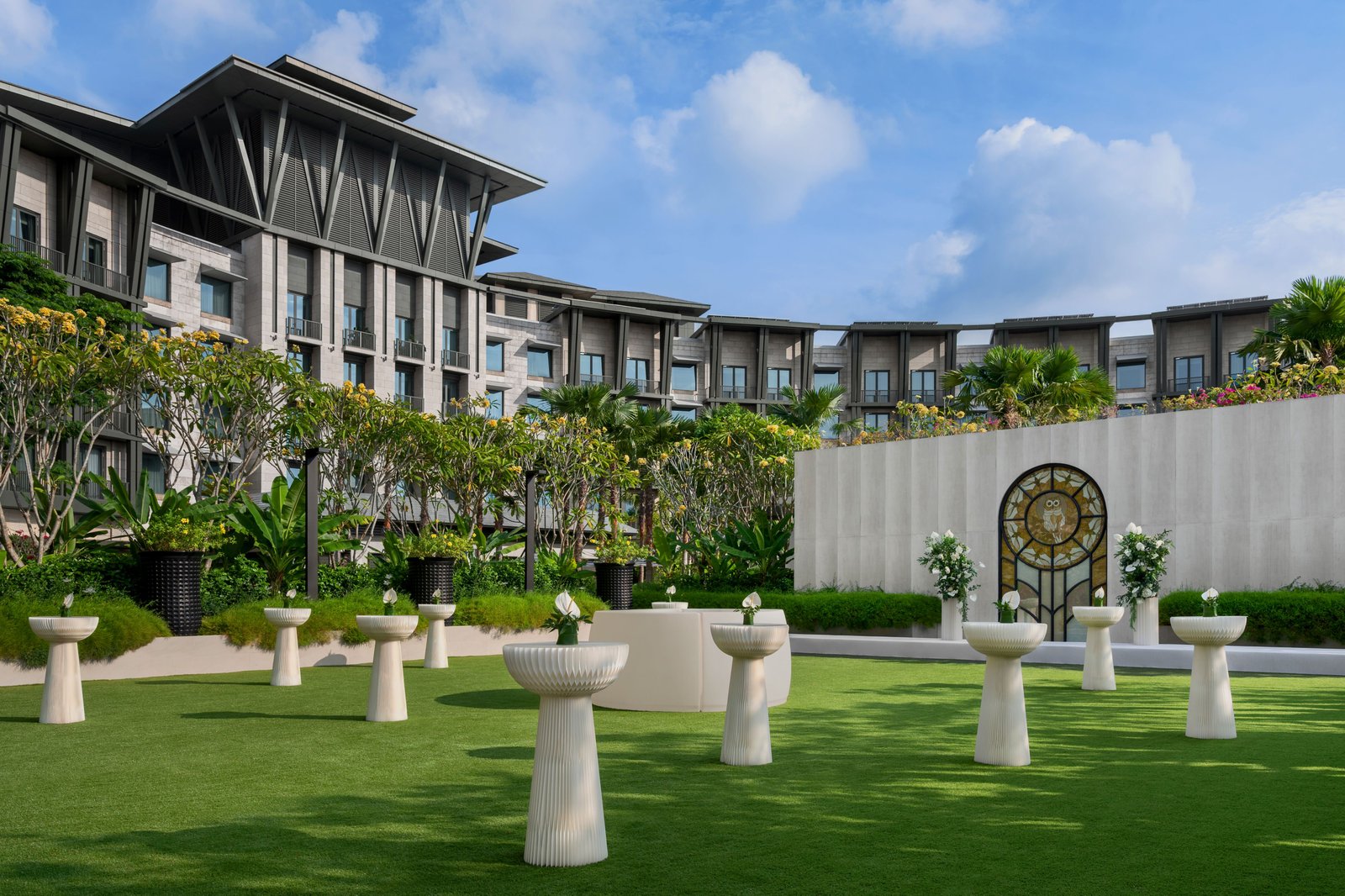 The Laurus, a Luxury Collection Resort — vibe