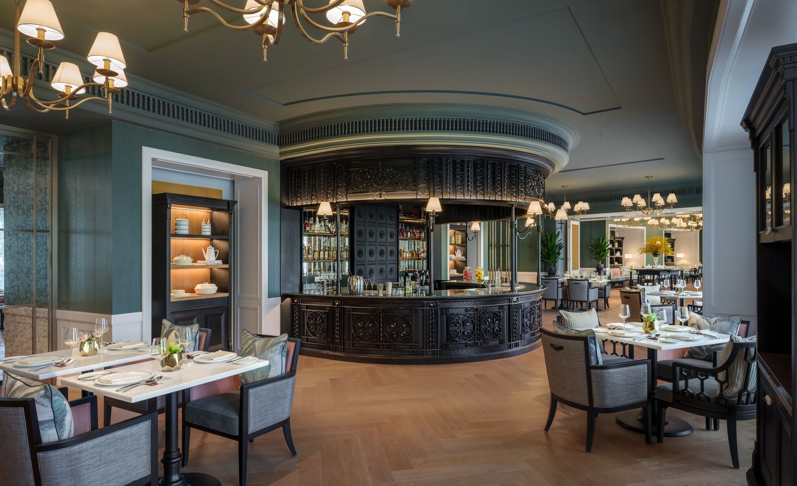 The Laurus, a Luxury Collection Resort — eat & drink