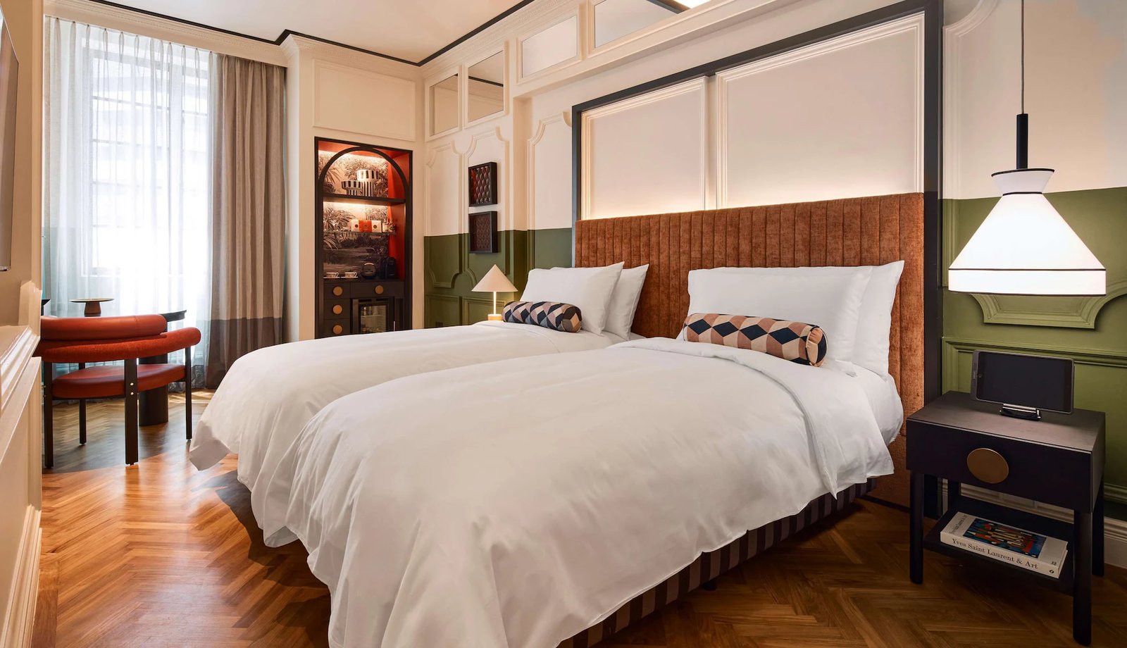QT Singapore, rooms