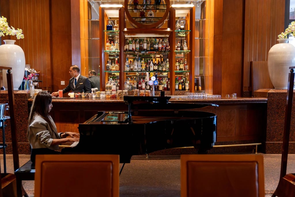 Conrad Singapore Marina Bay — eat & drink