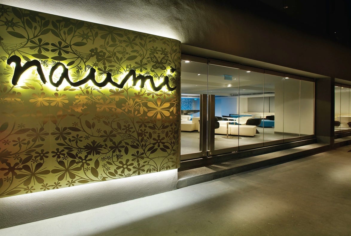 Naumi Hotel Singapore — vibe