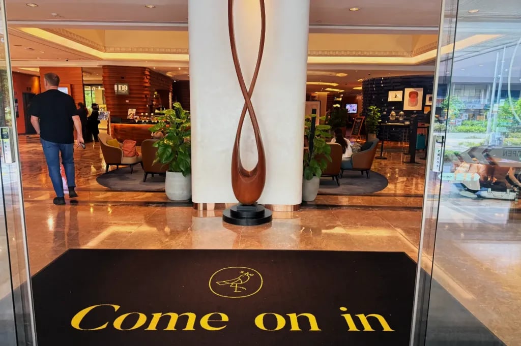 voco Orchard Singapore Hotel — vibe