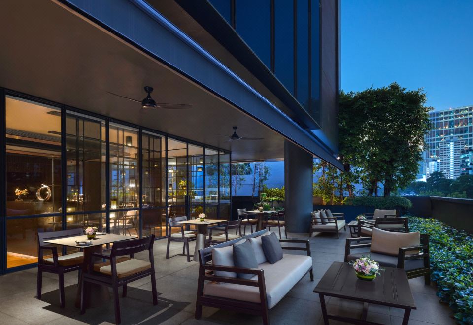 InterContinental Singapore Robertson Quay — vibe