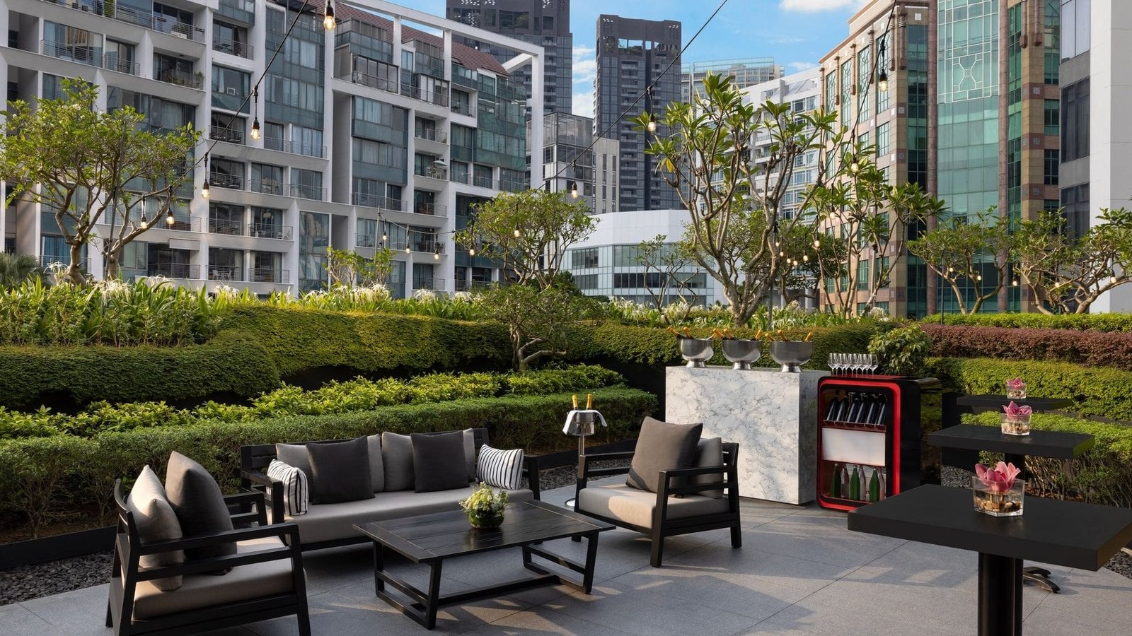 InterContinental Singapore Robertson Quay — vibe