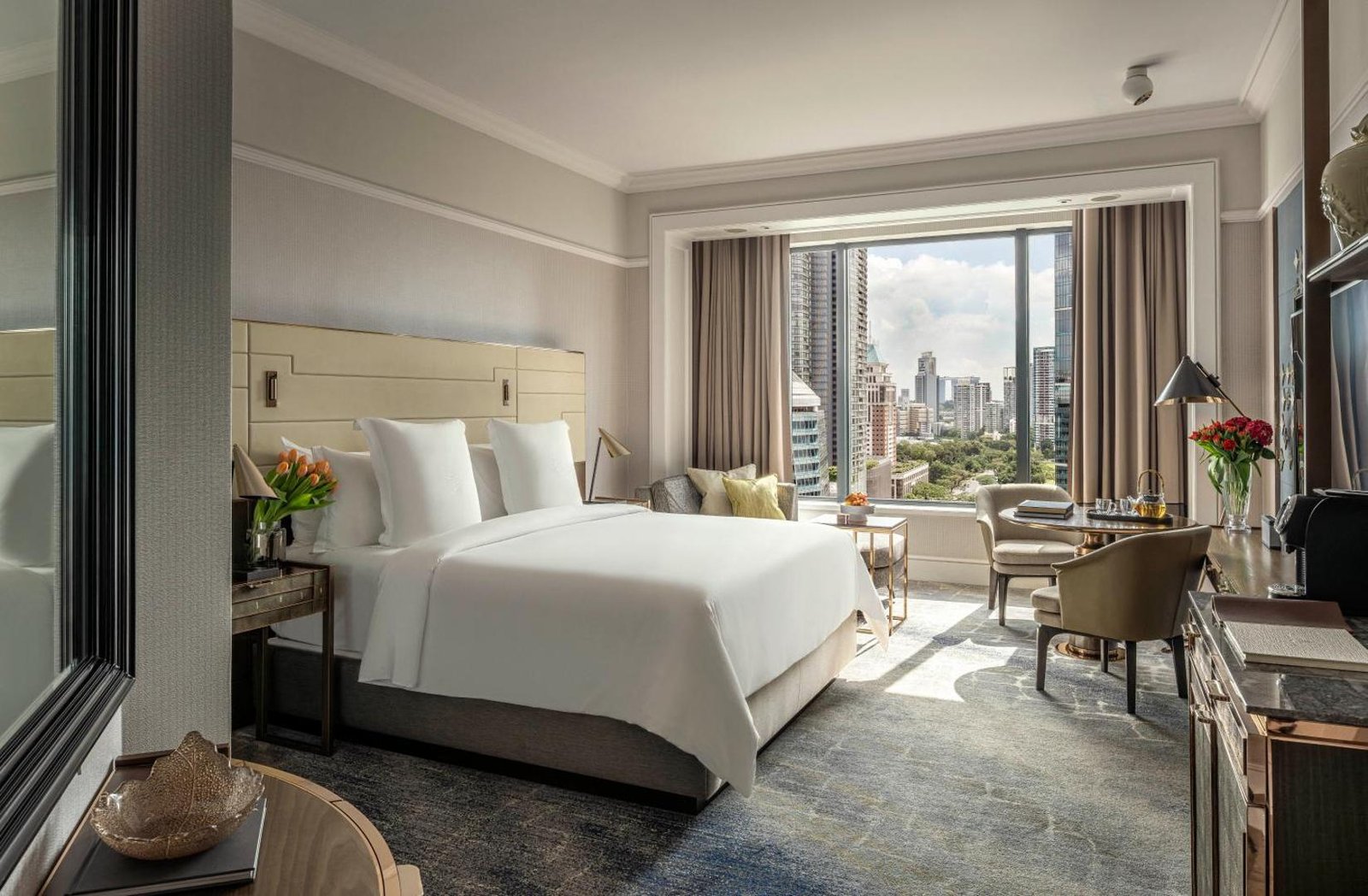 Four Seasons Hotel Singapore — rooms