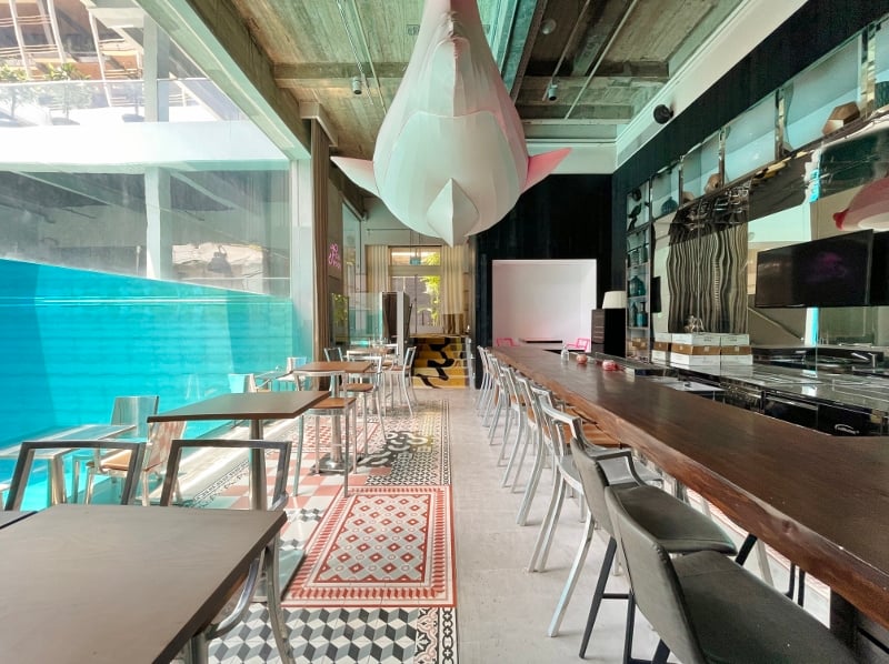 JW Marriott Hotel Singapore South Beach — eat & drink