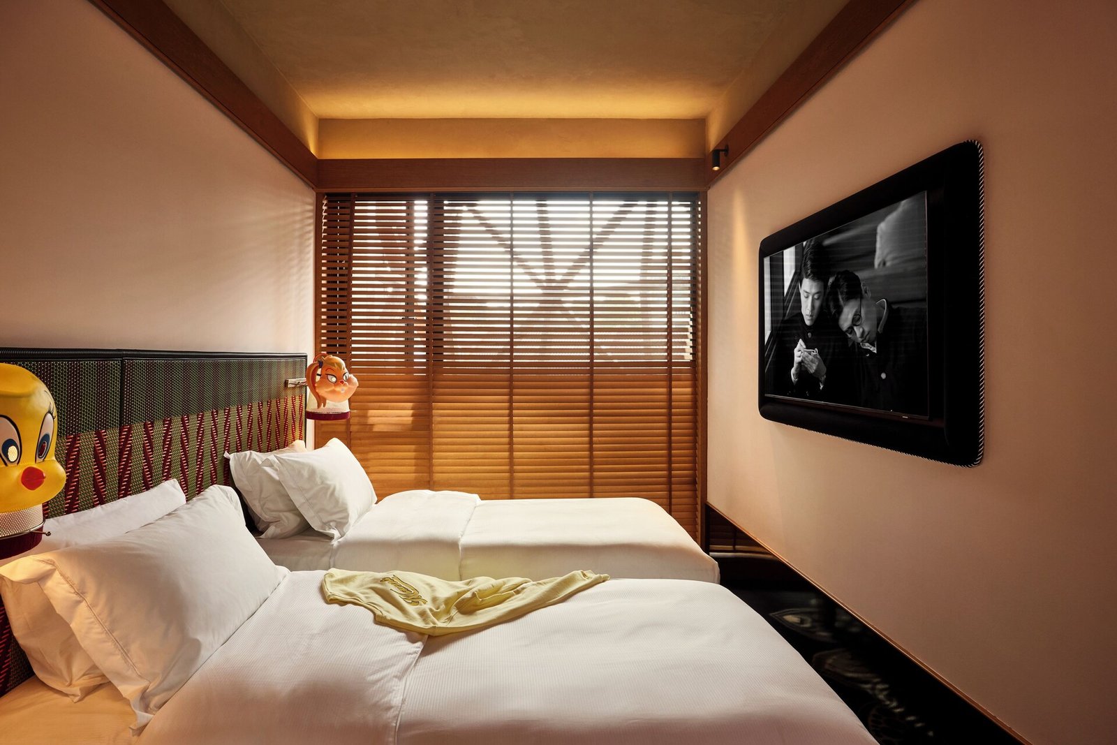 Mama Shelter Singapore Orchard — rooms