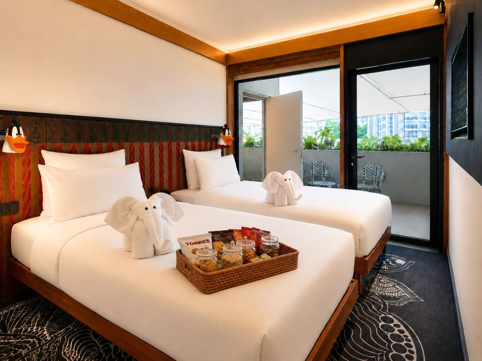Mama Shelter Singapore Orchard — rooms