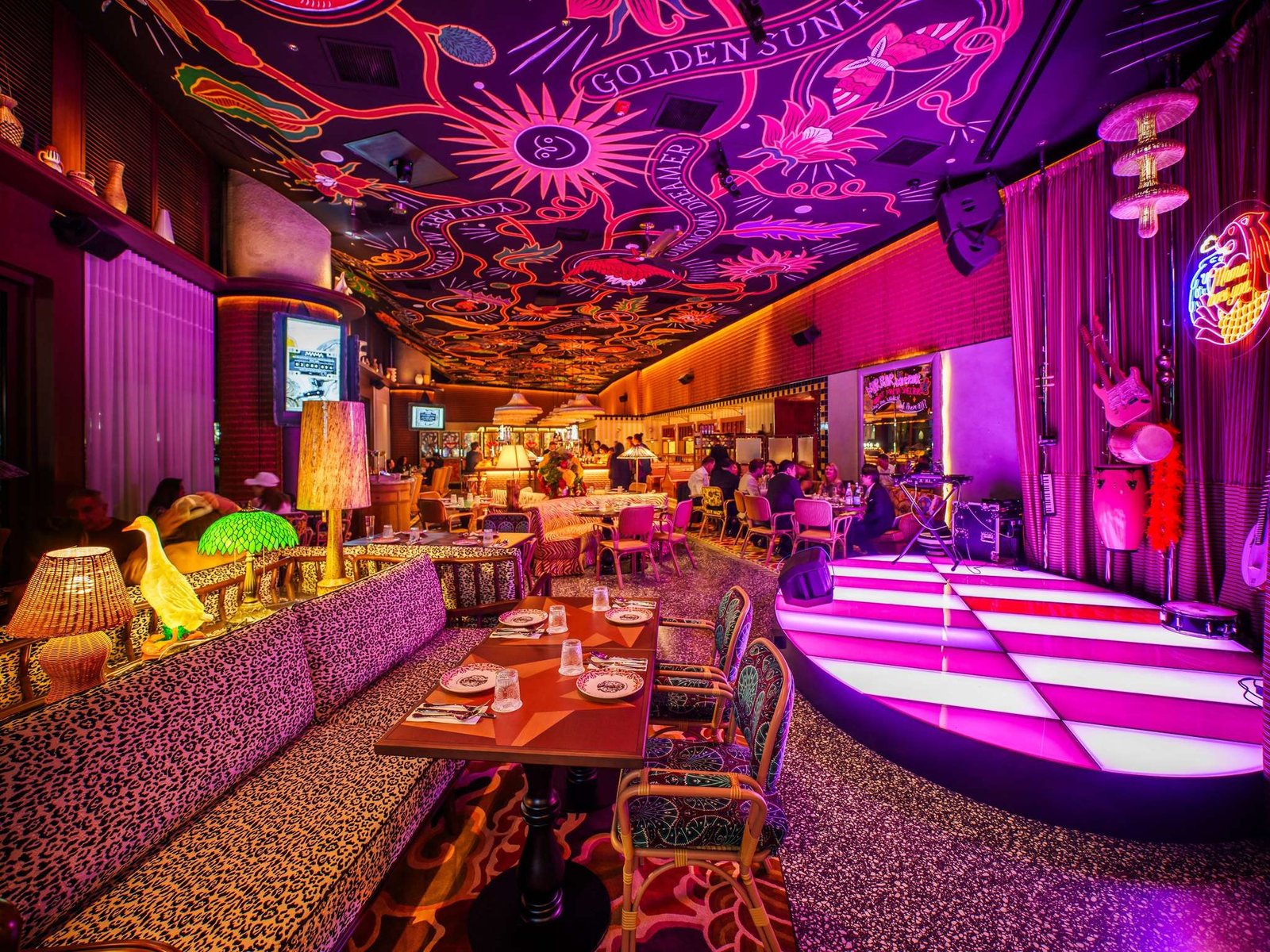 Mama Shelter Singapore Orchard — eat & drink