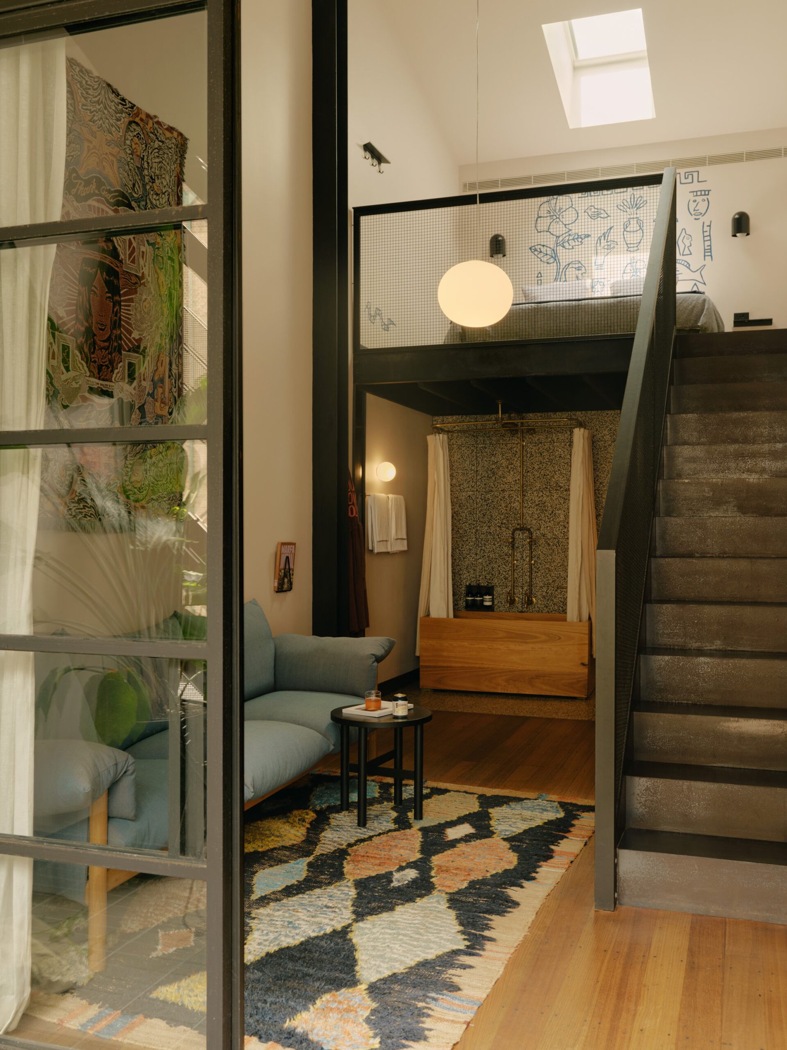 Paramount House Hotel — rooms