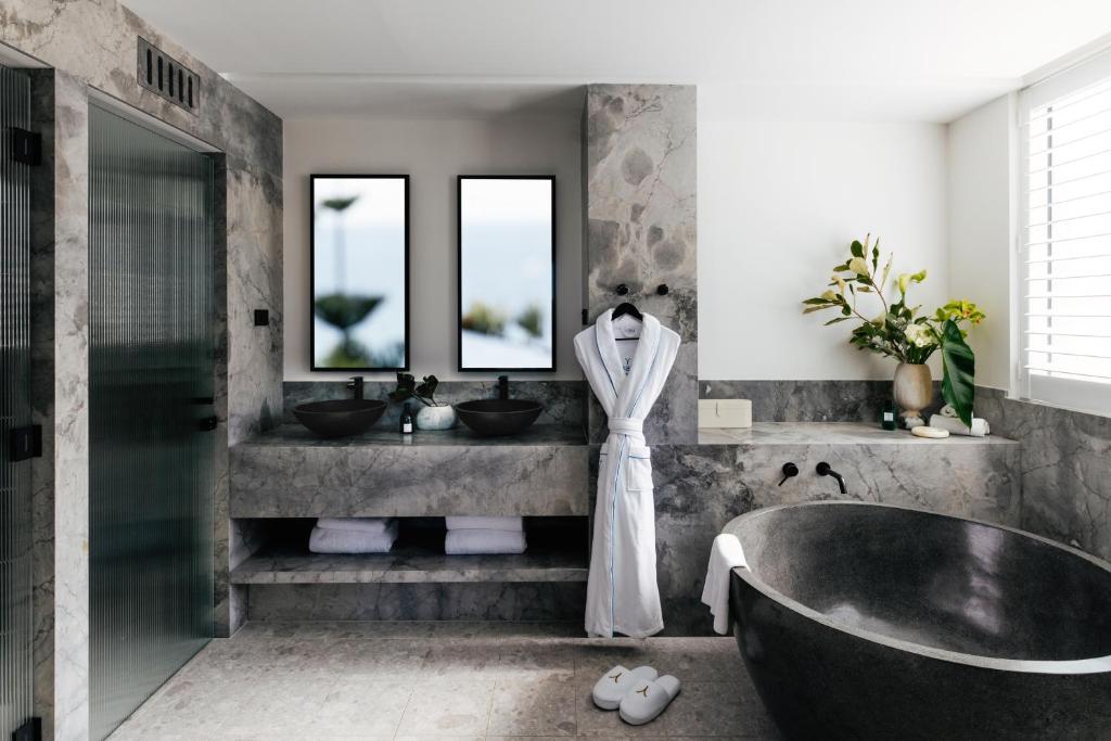 Elysium Manly — rooms
