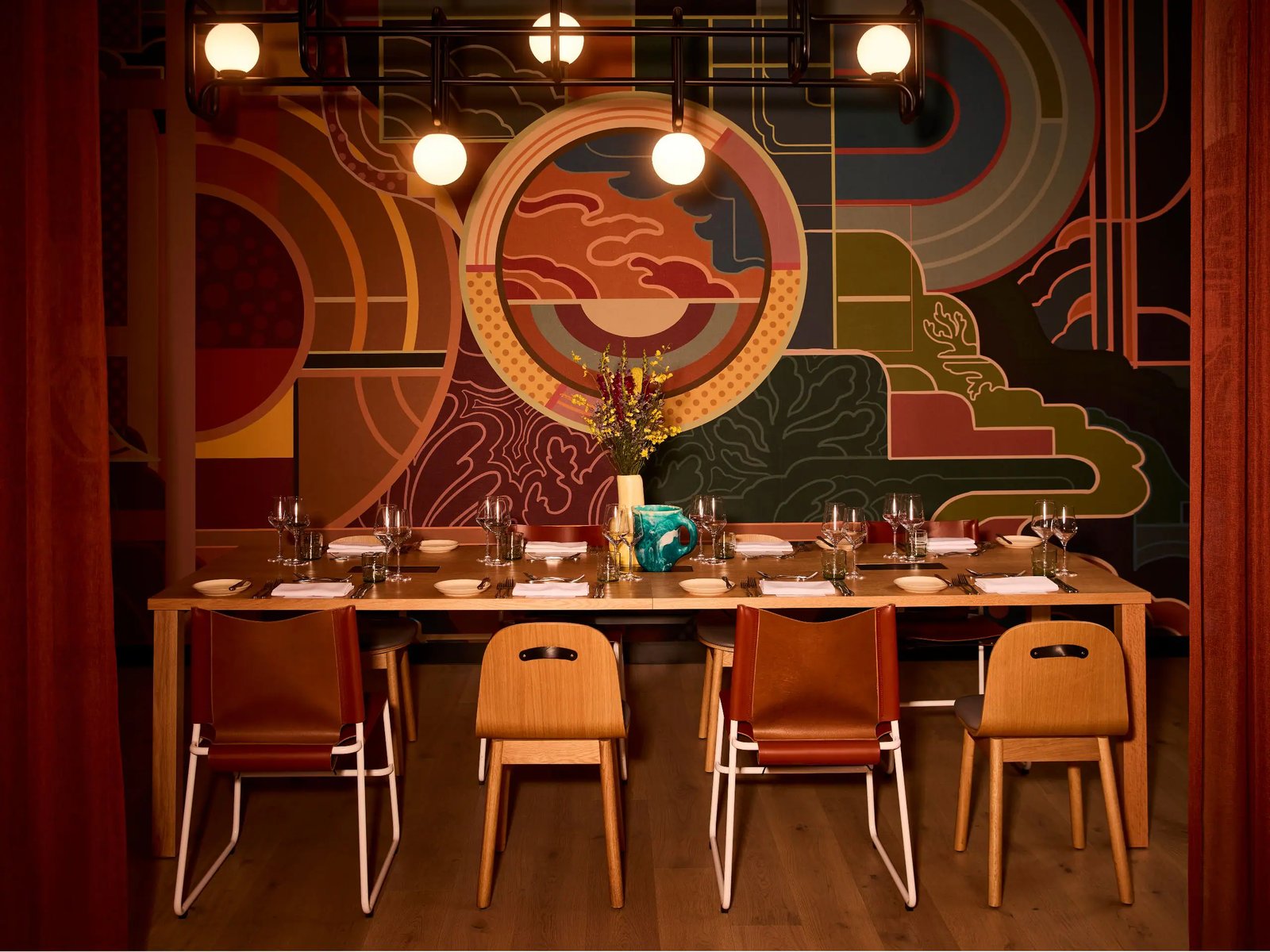 Caption by Hyatt Central Sydney, talk shop