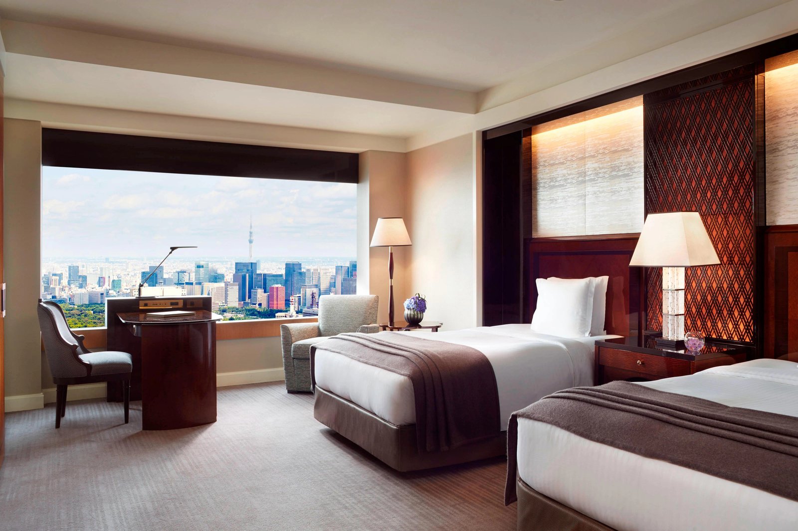 The Ritz-Carlton, Tokyo — rooms