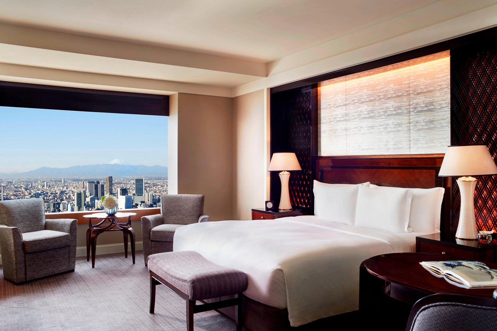 The Ritz-Carlton, Tokyo — rooms
