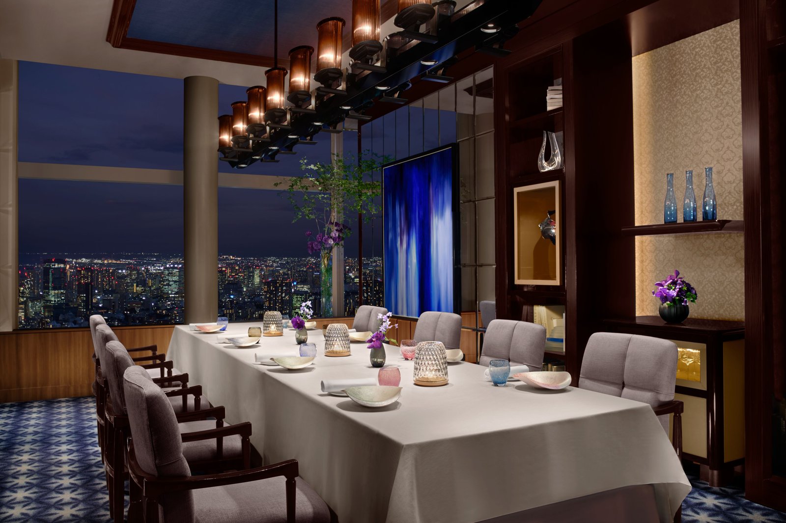 The Ritz-Carlton, Tokyo, at the table