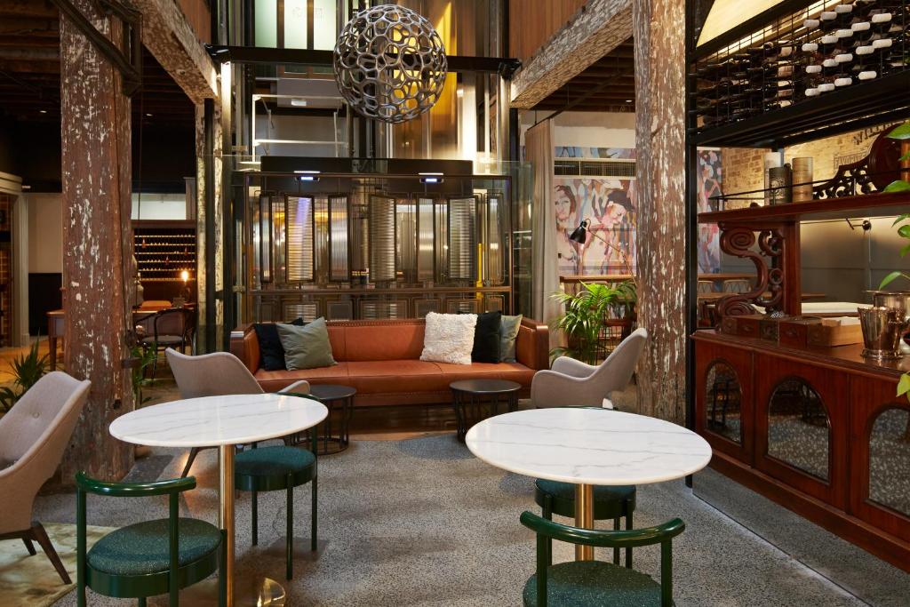 Hotel Woolstore 1888 — vibe