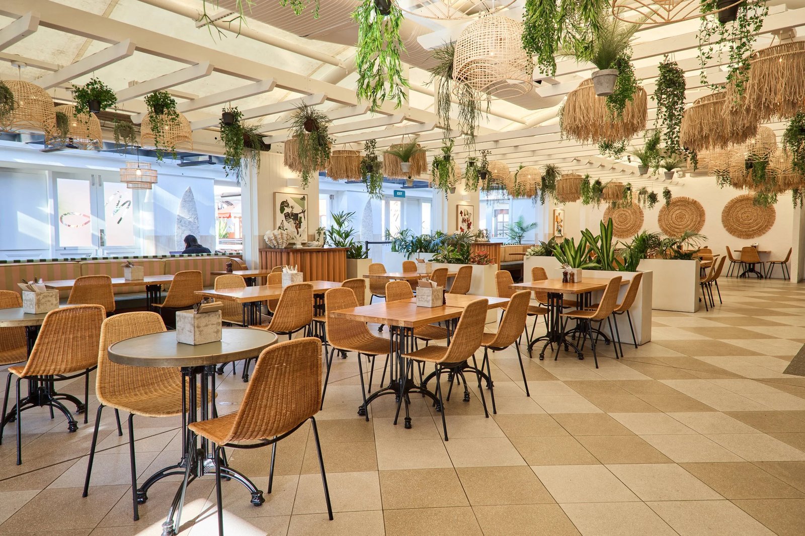 Coogee Bay Hotel — eat & drink