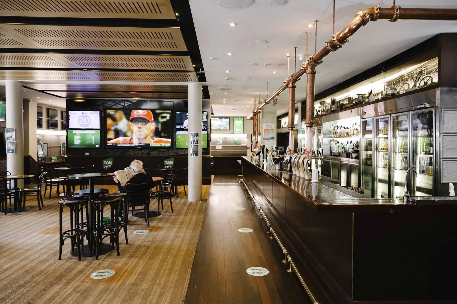 Coogee Bay Hotel — eat & drink