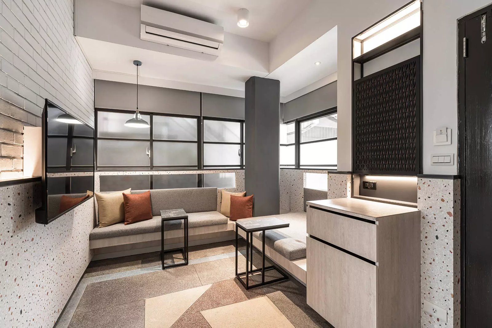 The Moment Hotel Yilan — vibe