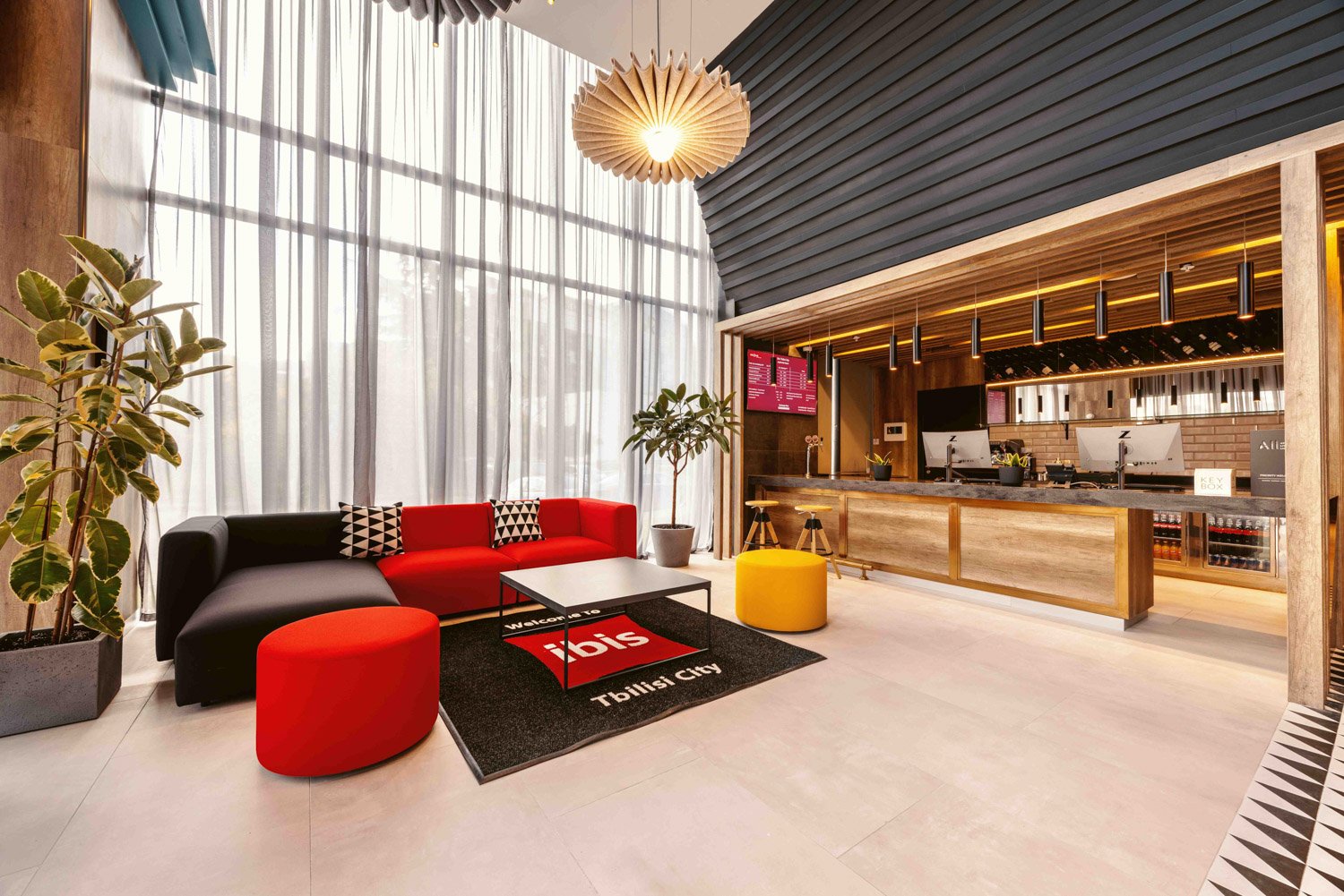 Ibis Tbilisi City — vibe
