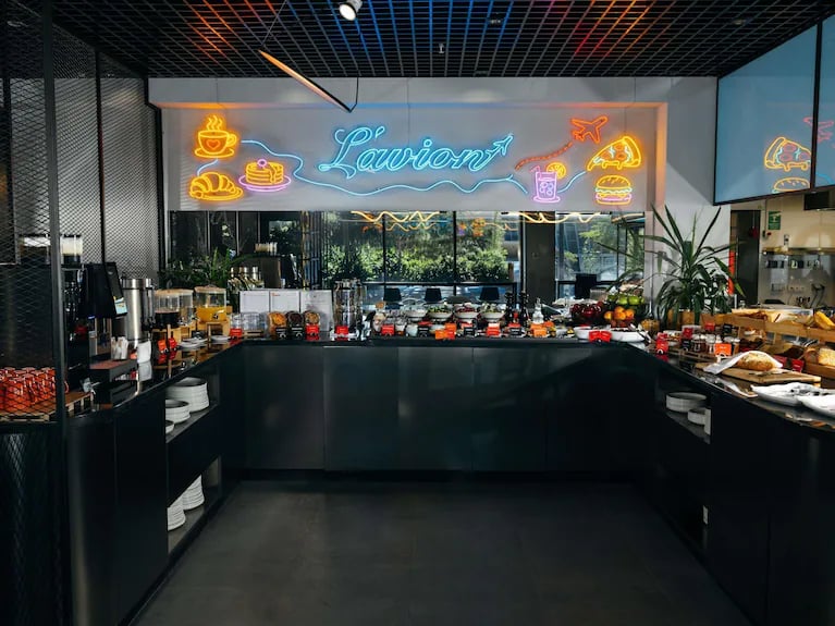 ibis Tbilisi Airport — eat & drink