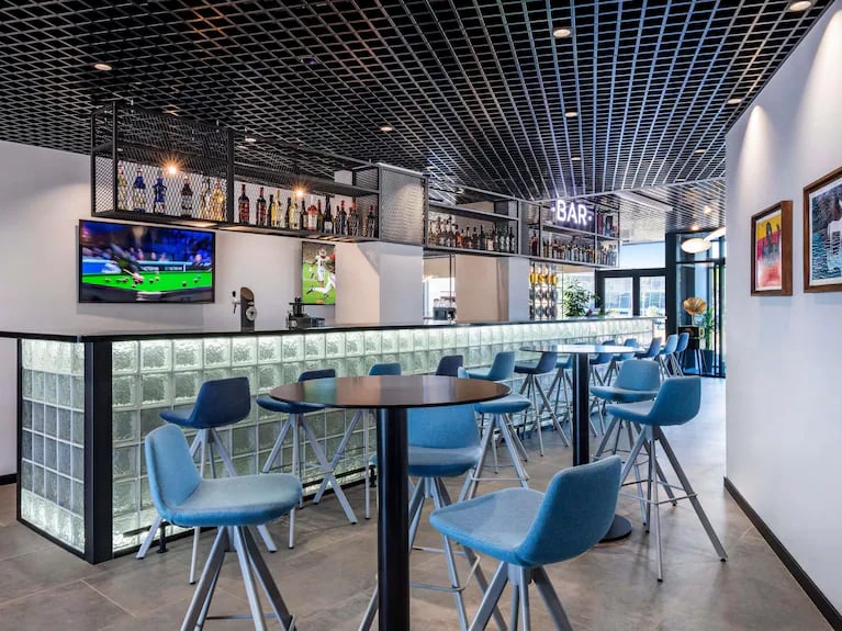 ibis Tbilisi Airport — eat & drink