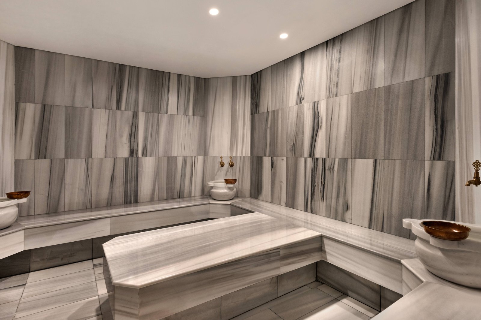 Wyndham Grand Tbilisi — wellness