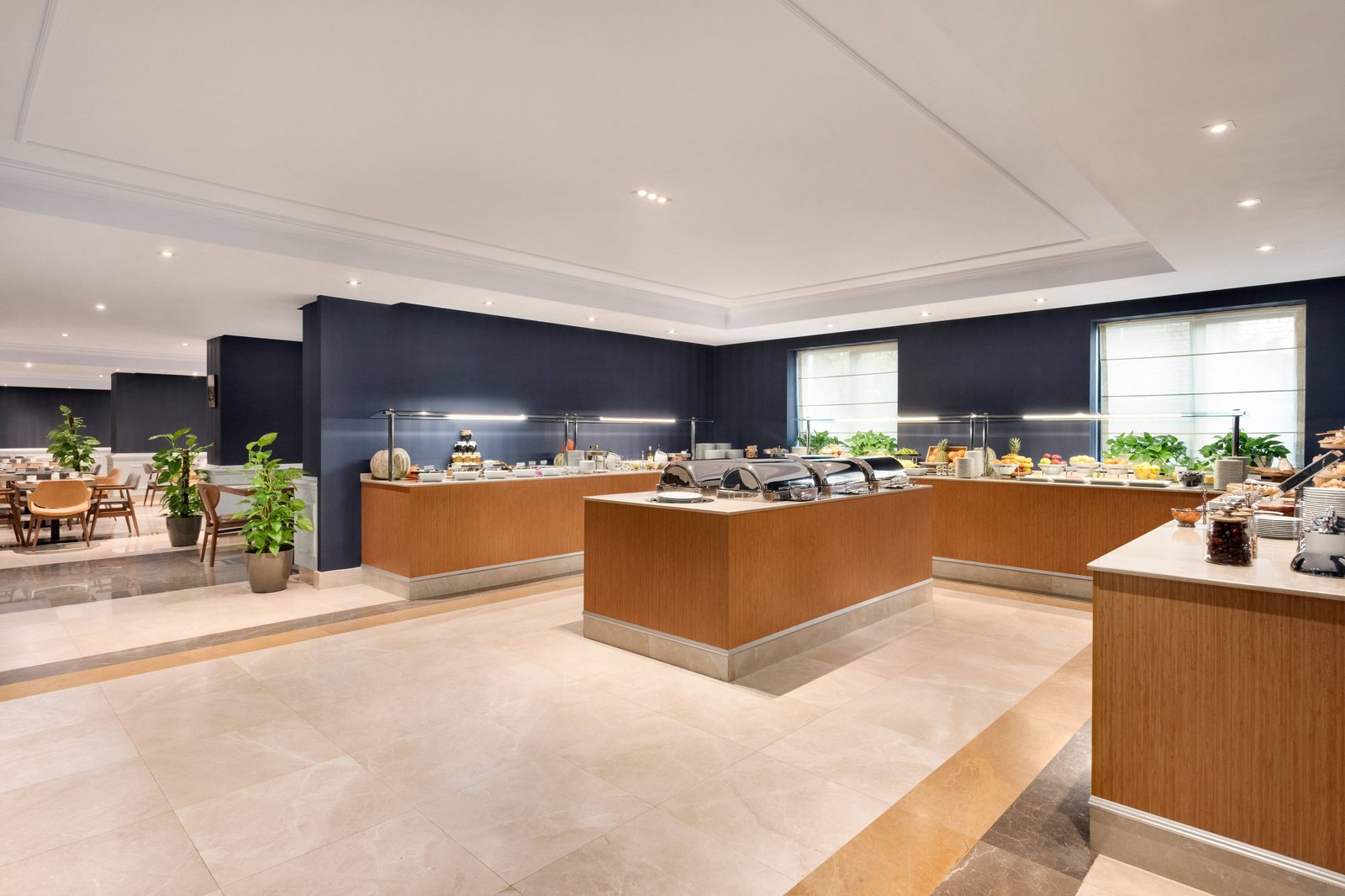 Wyndham Grand Tbilisi — eat & drink