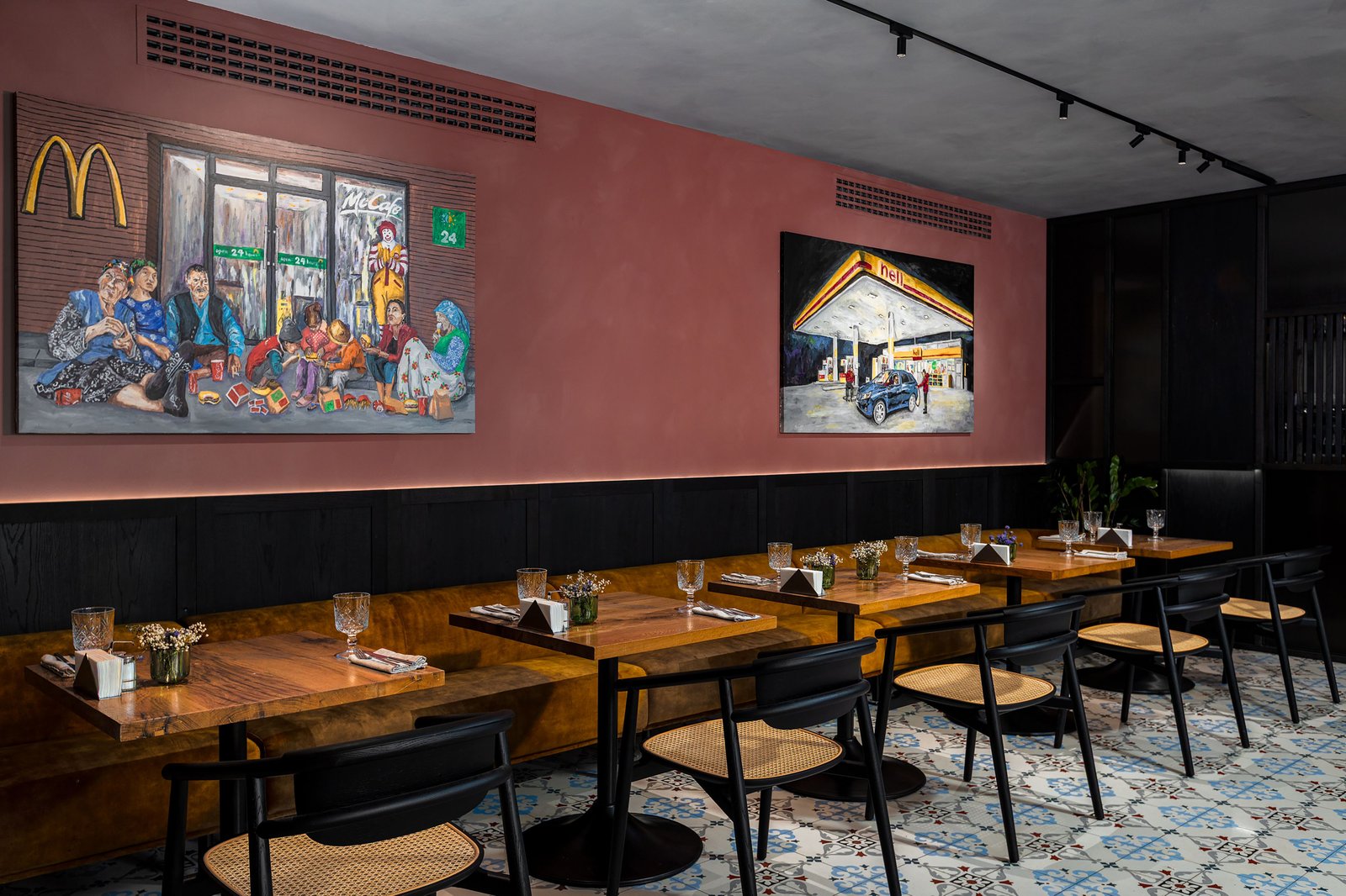 The Blue Fox Hotel, blue fox restaurant