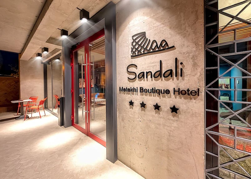 Sandali Metekhi Hotel — backstory