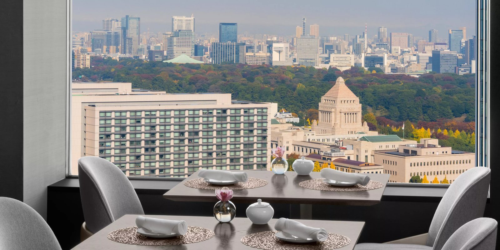 ANA InterContinental Tokyo, at the table