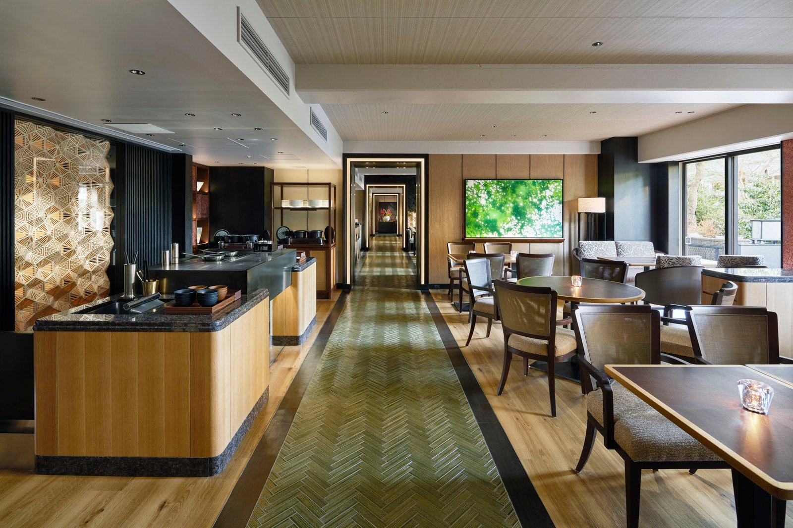 Grand Prince Hotel Shin Takanawa, at the table