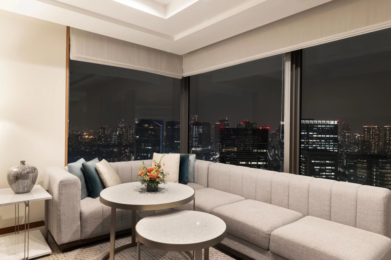InterContinental the Strings Tokyo Hotel — rooms
