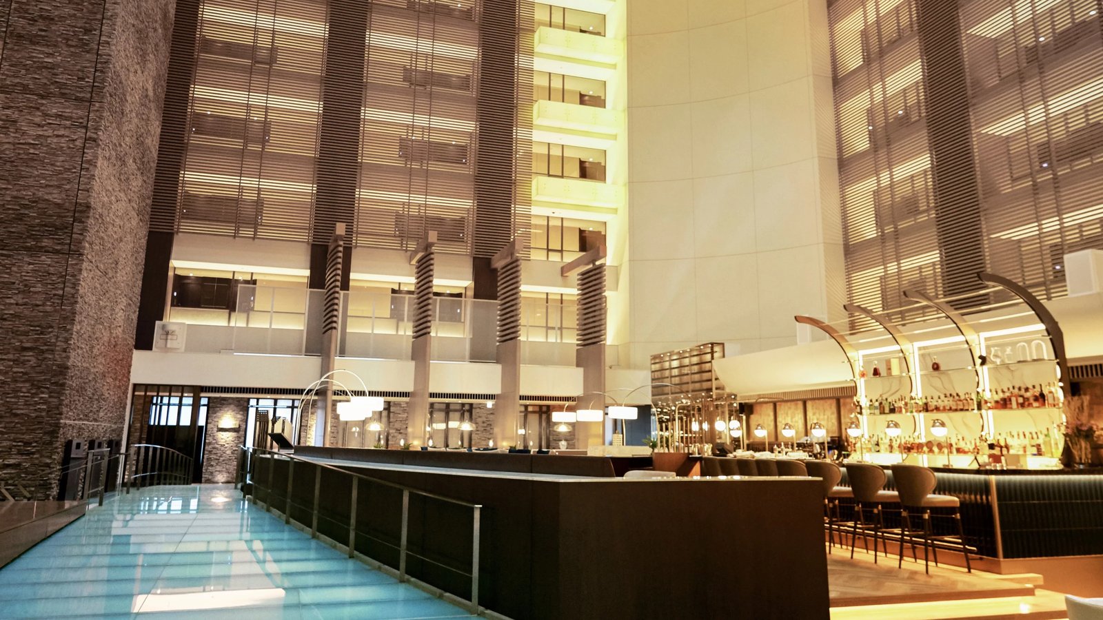 InterContinental the Strings Tokyo Hotel — vibe