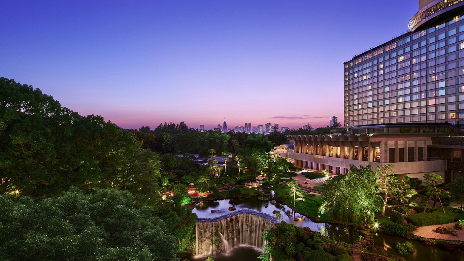 Hotel New Otani Tokyo EXECUTIVE HOUSE ZEN — backstory
