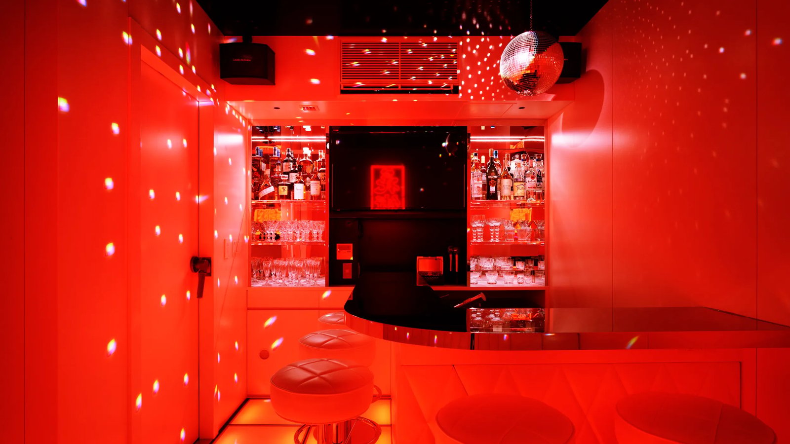 TRUNK(HOUSE) — eat & drink