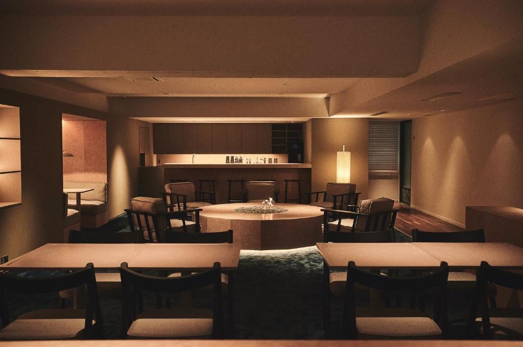 DDD Hotel — vibe